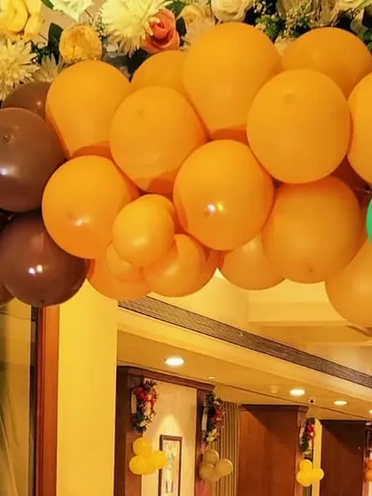 A close-up showing the detail and quality of our balloon arch construction.