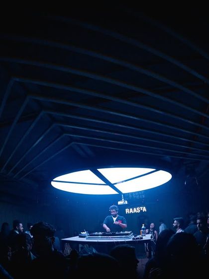 On Tour: Destination Gigs photo 6