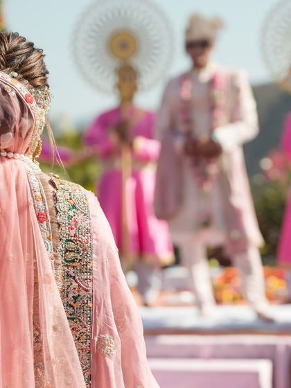 Theatrical Varmala & Ring Ceremonies photo 12