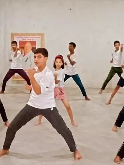 The class in a ready stance (yoi). They are waiting for the next command.