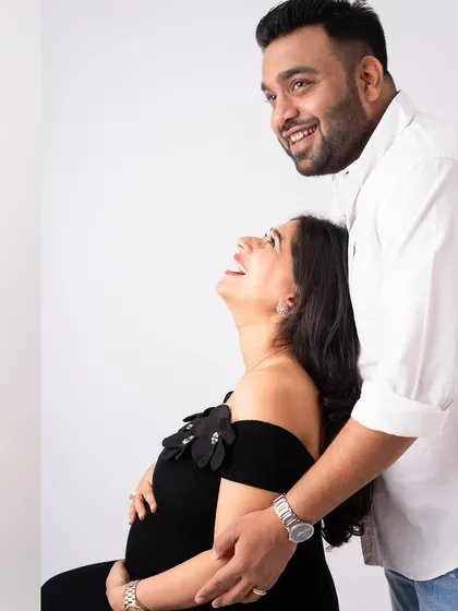 Looking up towards a shared future. I guide couples into poses that feel natural and loving, capturing the excitement and anticipation you both feel.