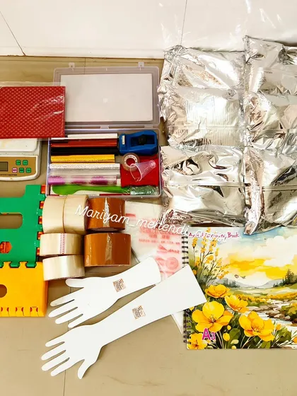 To become a professional artist, you need the right tools. I provide complete henna artist kits with everything from my own 5x filtered henna powder and oils to practice materials.