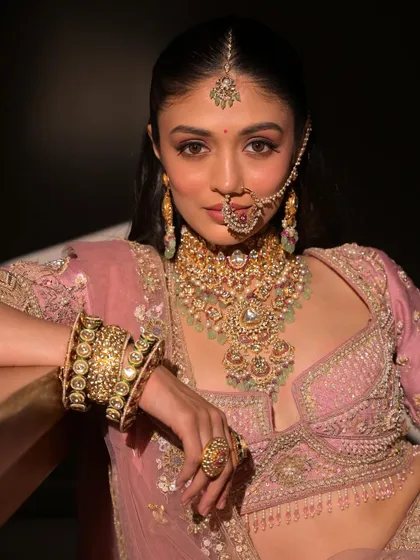 My signature luxury soft glam is for the modern bride who wants to look like herself, just more radiant and refined. This look is all about polished skin, maximum elegance, and an effortless glow that feels as good as it looks.