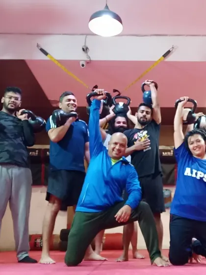 This is the squad. We end our sessions stronger, together. Kettlebell work is a core part of our functional fitness training, building explosive power and endurance that translates to real-world strength.