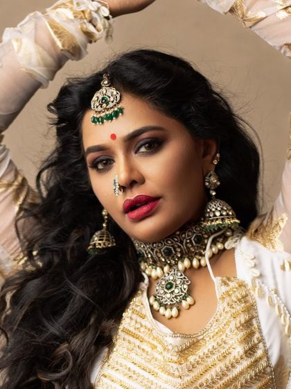 Rentingstoli - Personal Jewellery Styling Reception, Sangeet & Lehenga Styles photo 22