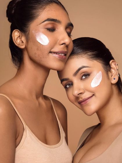 Studio Finesse - Beauty & Skincare Photography The Skincare Narrative: Hydrated & Luminous Skin photo 14