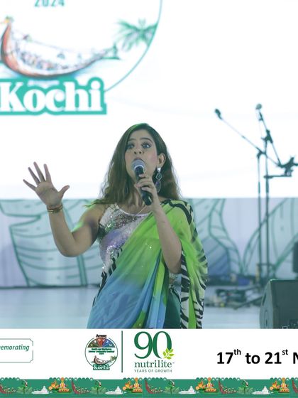 Explaining a concept during the Amway Health and Wellbeing seminar.