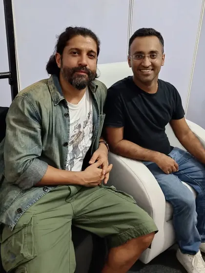 Backstage with celebrated actor and musician Farhan Akhtar after sharing the stage with him and Parikrama. I enjoy collaborating with artists from across the entertainment industry.