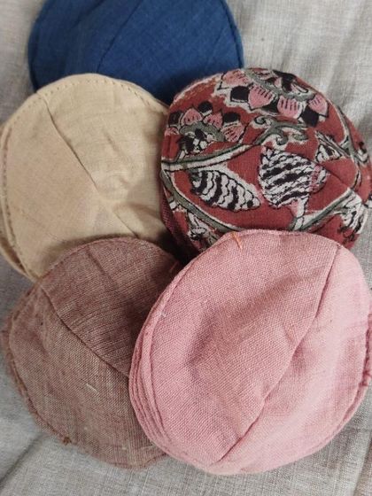 Did you know that different colored dyes in clothing can contain different metals? We share this research to raise awareness and promote the use of safe, natural products like these handspun, undyed nursing pads.