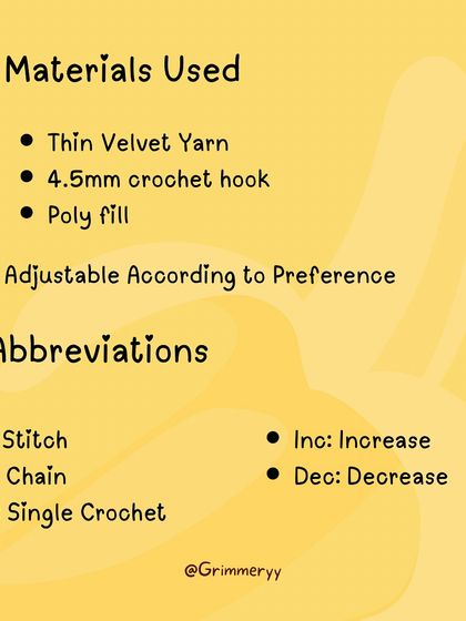 Here are the materials and abbreviations for the banana pattern. It’s a quick project that only needs a few basic supplies like yarn, a hook, and some poly-fill for stuffing.