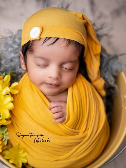 A duplicate of image 88, a bright and cheerful sunflower-themed portrait.