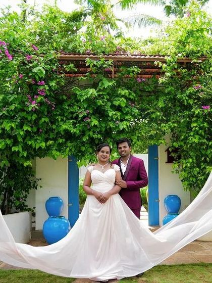 Dress Rental Buzz - Photoshoot Outfit Rental Bridal White Gowns photo 5