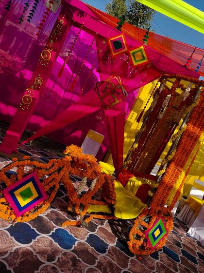 Decor Duniya - Wedding Decoration Haldi & Mehendi Sajawat photo 29