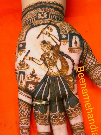 The final look of the dandiya special mehandi, full of festive energy.