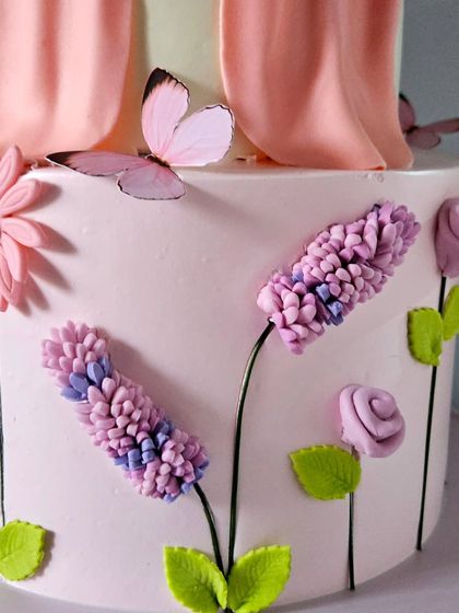 Pink Frost Patisserie - Handcrafted Edible Figurines & Toppers Stylish & Modern Designs photo 13