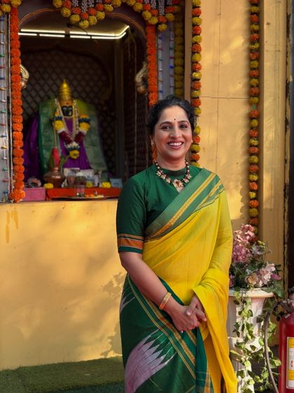 A full view of the simple yet elegant look for the role of Savitribai Phule.