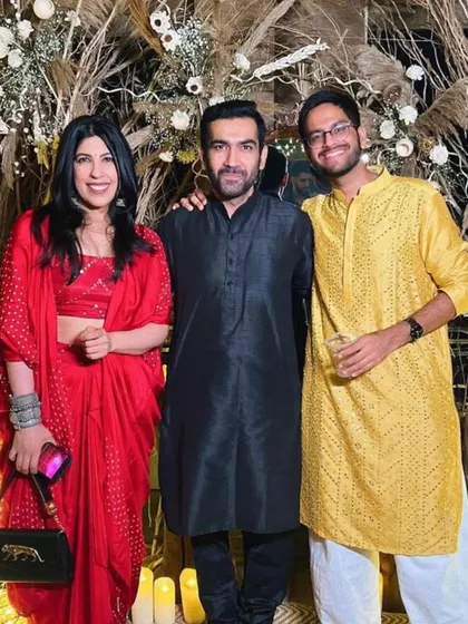 More happy faces from the boho Diwali party. The warm lighting from the candles and string lights, combined with the natural textures of the decor, created a magical and inviting atmosphere.