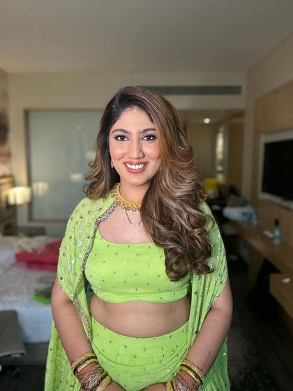 Flowing Waves & Curls photo 115