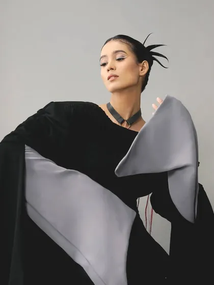 Switching to a white graphic liner for a completely different feel. This look is clean, futuristic, and highly conceptual.