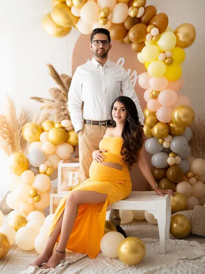 A relaxed and happy portrait from their baby shower shoot. They look so excited to welcome their little one.