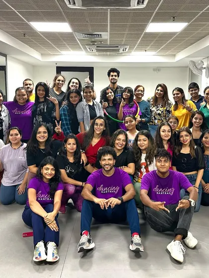 Weekend madness at the studio! A full house for DANCE KORNER at Noida Stadium.