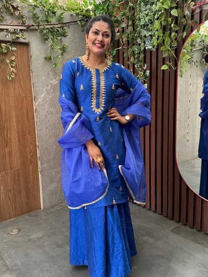 I styled Priyanka Barve in this royal blue sharara set for a music concert. The gold embroidery on the kurta adds a touch of festive grandeur.