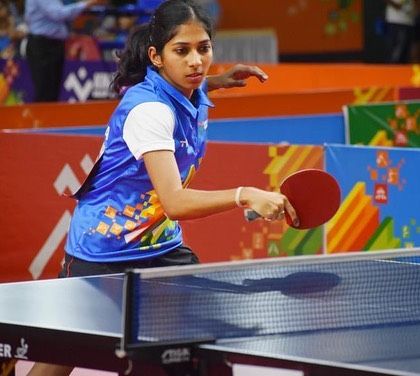 Samyuktha executing a forehand shot with precision.