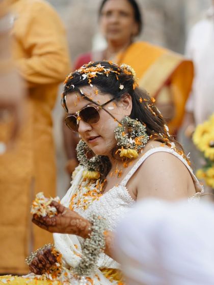 RK Wedding Photography - Wedding Photography & Videography Haldi & Mehendi: The Fun Begins photo 11