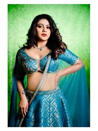 Rent Your Look - Ethnic & Occasion Wear Rental Sangeet & Reception Lehengas photo 13