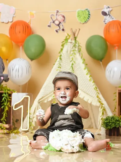 Let them eat cake! A cake smash is the perfect, fun-filled way to celebrate a first birthday, and we're here to capture every messy, happy moment.