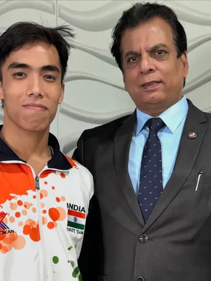 With a promising young male athlete at the Commonwealth Championship. We provide the platform for them to shine.
