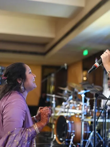 Nothing beats singing along with the guests. My favorite part of private parties is the personal interaction and creating special moments together.