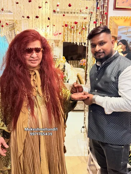 It was an honor to apply mehndi for the beauty legend, Shahnaz Husain ji. Working with high-profile clients has taught me professionalism, but I bring the same dedication to every single bride.