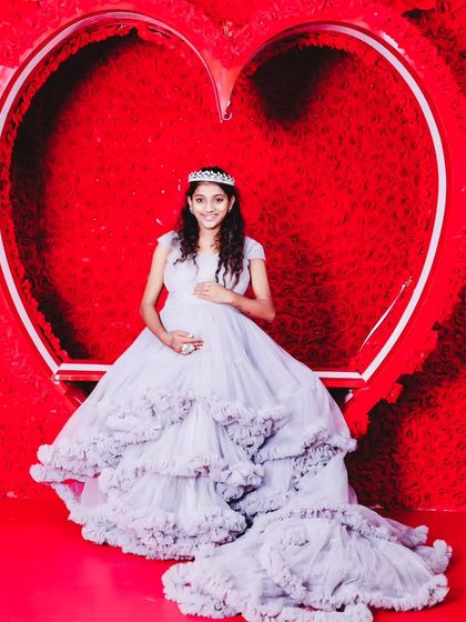 Costume Bank - Photoshoot & Videography Packages Maternity & Family Portraits photo 37