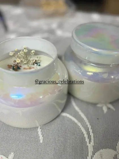Our ink pot candles are a perfect centerpiece for Diwali. Filled with 500gm of soy wax, they have a burn time of up to 150 hours and look absolutely stunning.