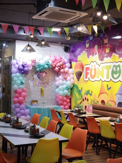 Eatopia Cafe: Party & Dining photo 4