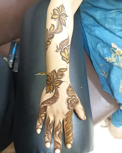 Professional Mehendi Classes
