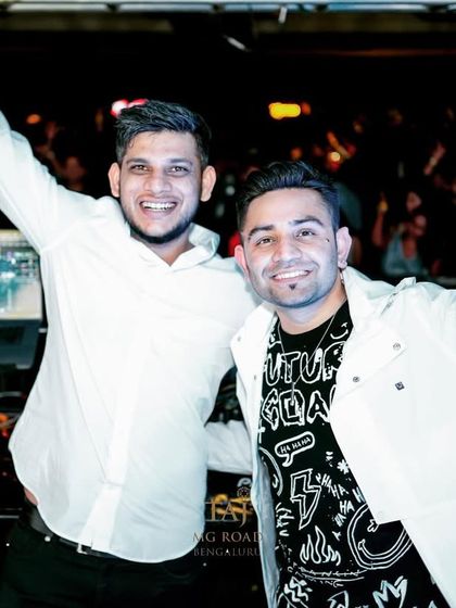 Loy - Private Event DJ New Year's Eve & Holiday Parties photo 7