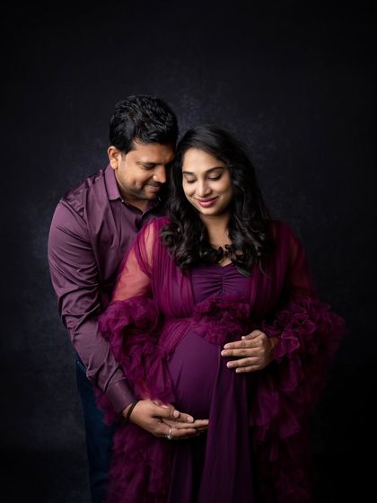 Studio Maternity: Gowns & Glamour photo 10