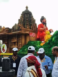 Parade Float & Large-Scale Sculpture Fabrication