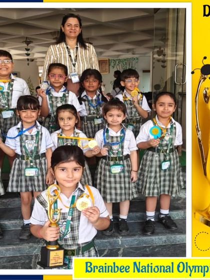 The youngest artists from the Drawing and Colouring (Group A) competition at DPS Agra with their 2024 awards.