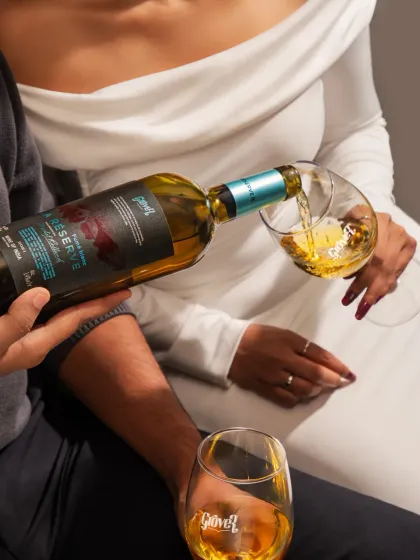 Pouring moments that linger. Our La Réserve Fumé Blanc, a crisp and vibrant Sauvignon Blanc, is perfect for a quiet date night or a relaxed Saturday evening.