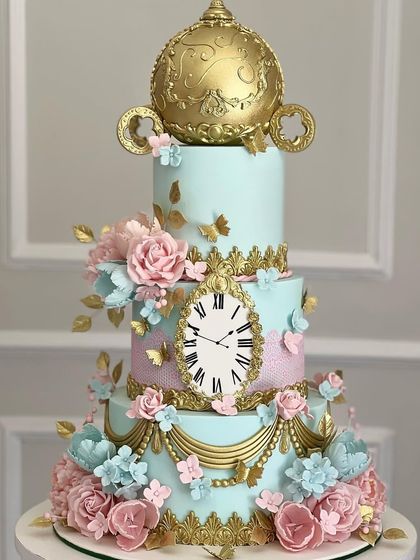 Cakenest - Online Baking & Business School Advanced Structural & Wedding Cakes photo 5