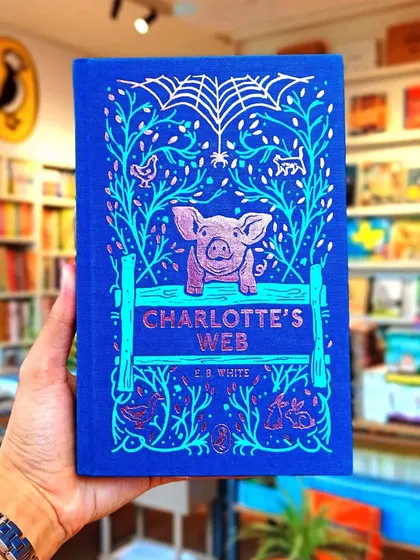 This stunning edition of 'Charlotte's Web' by E.B. White is a timeless classic about friendship, loss, and loyalty.