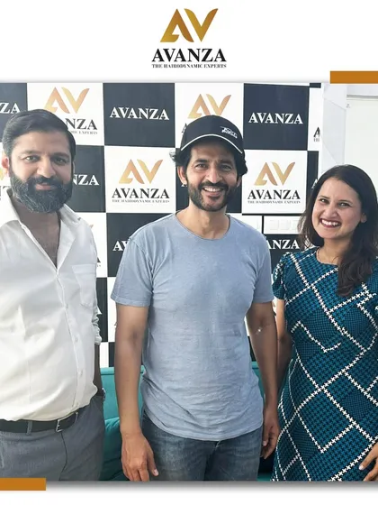 We were thrilled to have actor Hiten Tejwani choose Avanza Clinic for his hair restoration journey. His trust in our expertise is a testament to the quality of care and results we are committed to providing for every client.
