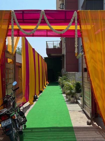 House & Entrance Decorations photo 24