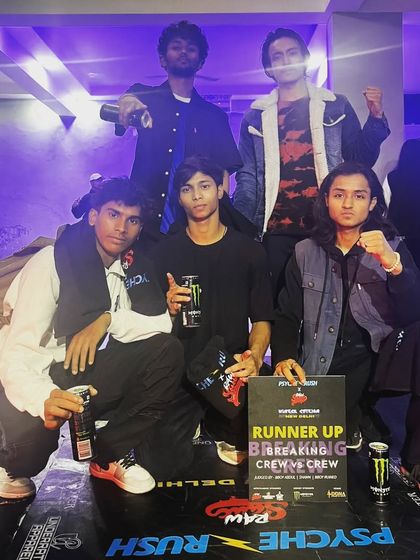 High-Energy Battles & Competitions photo 8