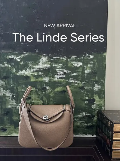 The Linde Large bag displayed as a new arrival. This shot gives it a gallery-like feel, emphasizing its status as a key piece in my collection.