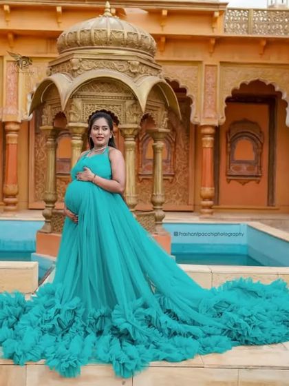 The Lucky Studio - Photoshoot & Special Occasion Outfit Rental Maternity Photoshoot Gowns photo 22