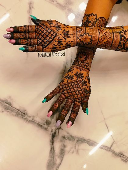 Traditional Indian & Floral Motifs photo 12